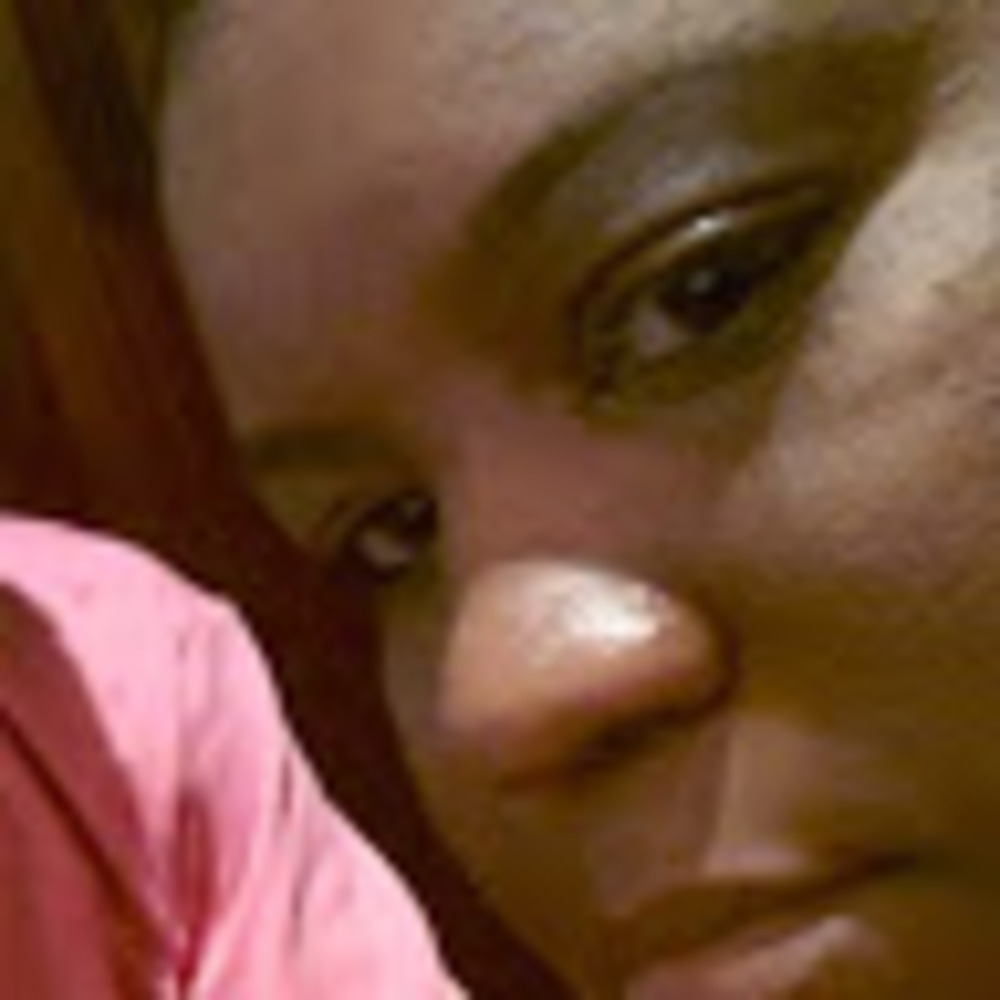 Meet your Posher, Ebony